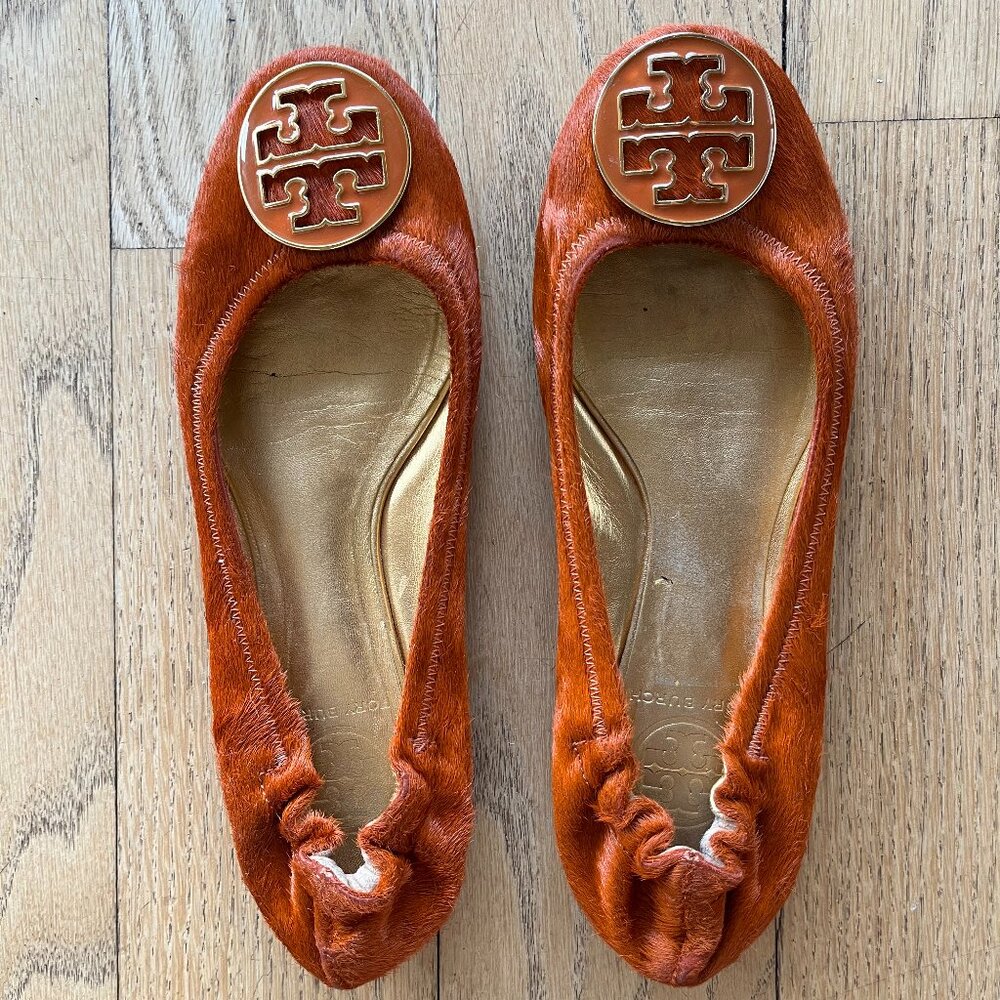 Tory Burch Reva Calf Hair Orange Leather Ballet Flat, Size 8
